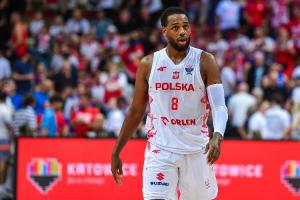 波兰归化个“乔丹”！劳埃德欧锦赛杀疯了 场均28.3分&三分61.9%