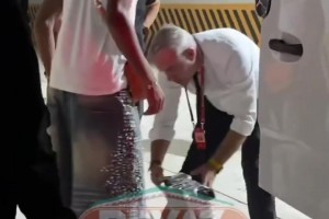 护照丢了！亚马尔在土耳其护照丢失，赛后找了很久都没找到