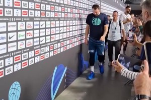 东契奇39分10篮板7助攻尽力了没能帮助国家队更进一步...